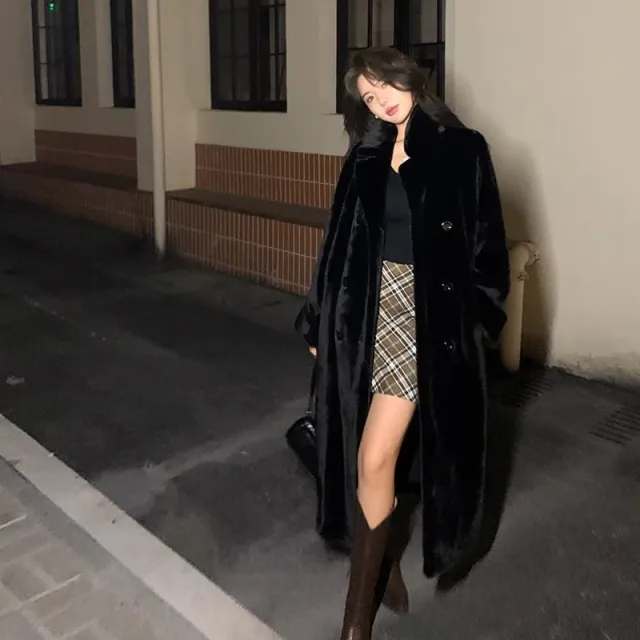 Thickened Long Section Suit Collar Faux Mink Coat Black - Shop at LoveMi