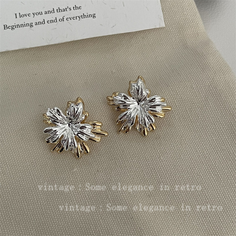 Irregular Contrast Color Metal Geometry Flower Stud Earrings One Style For Dual-wear Unique Design Sense