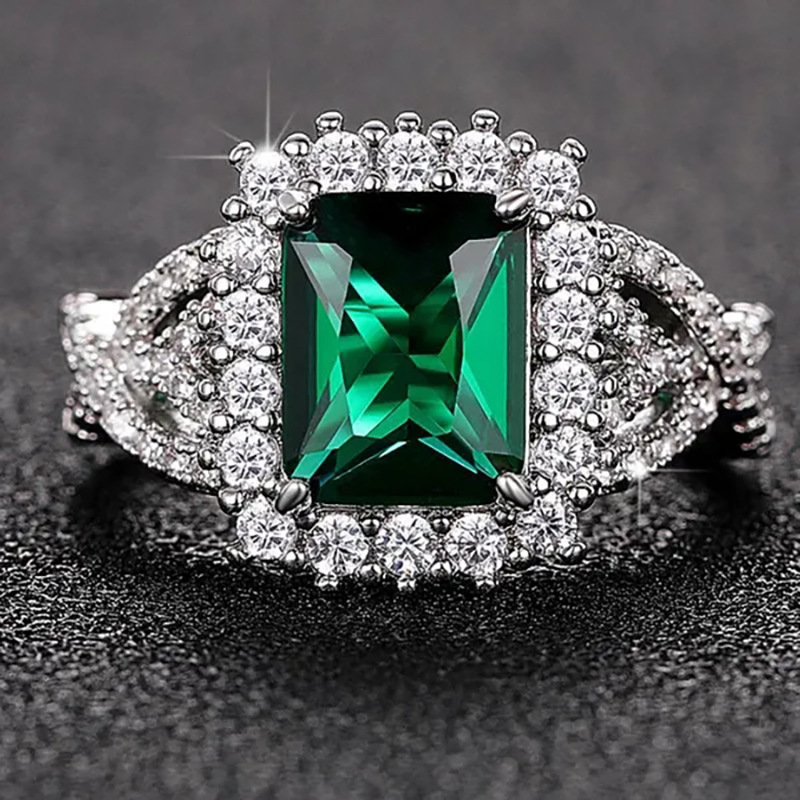 Retro-chic Subtly Luxurious Ring For Women