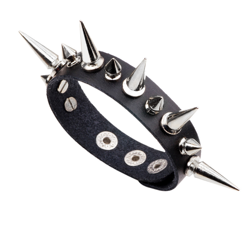 Boys High-Grade Pointed Nail Bracelet