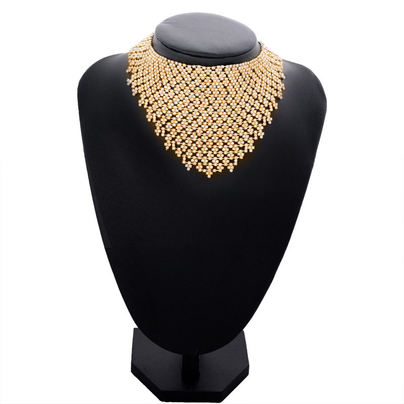 Exaggerating Short Luxury Claw Chain Welding Clavicle Necklace