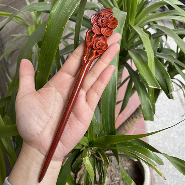 Ebony Antique Carved Hairpin 47