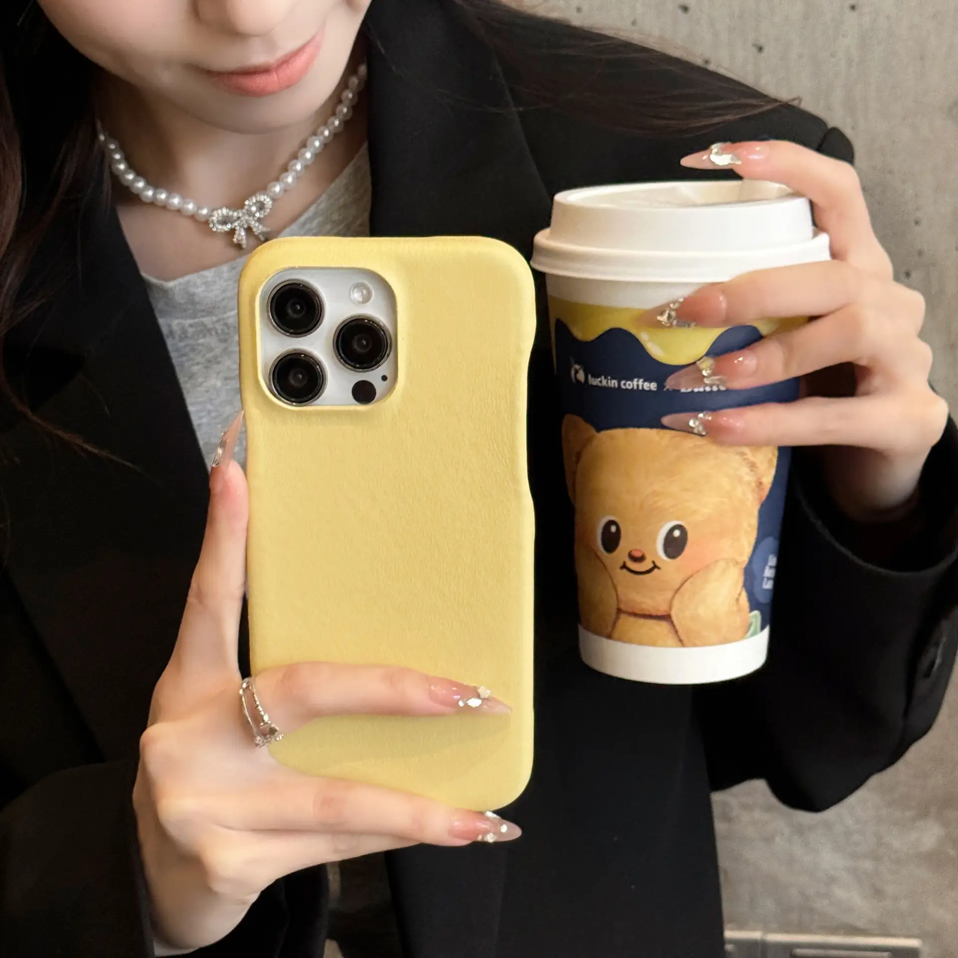 Retro Leather Solid Color Phone Case