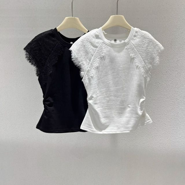 Simple Lace-spliced Round-neck Short Sleeves Simple Lace-spliced Round-neck Short Sleeves