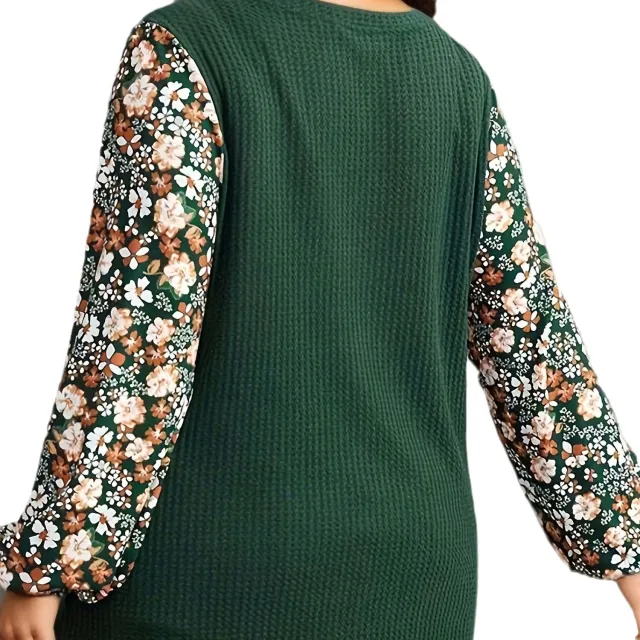 V collar Contrast Color Slim Fit Patchwork Plus Size T shirt For Women Green - Shop at LoveMi