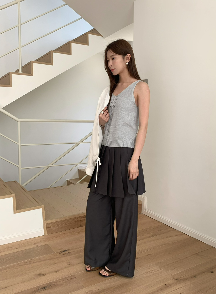 Outerwear Base-layer Slip Knit Vest Outerwear Base-layer Slip Knit Vest