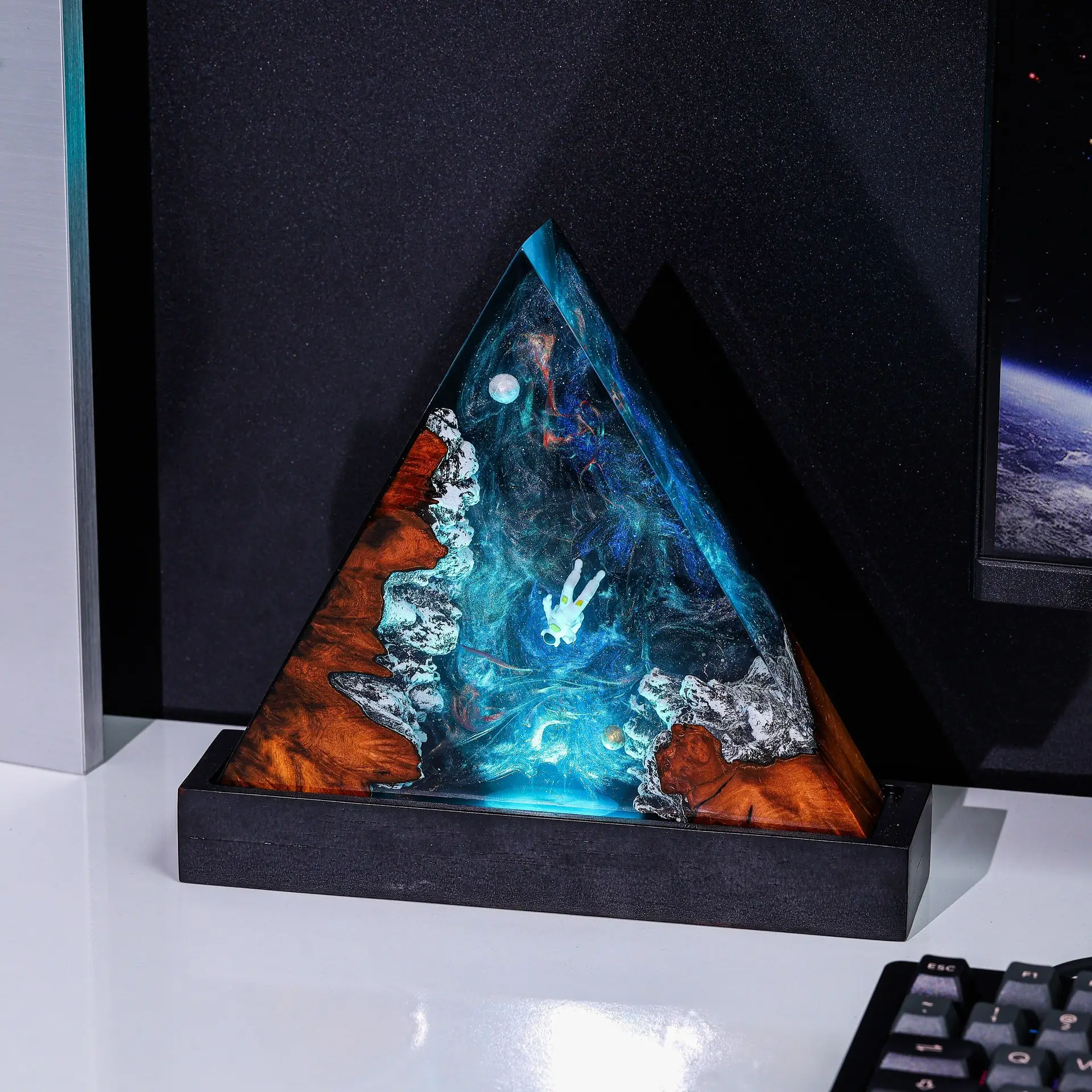 Epoxy Resin And Wooden Night Light Room
