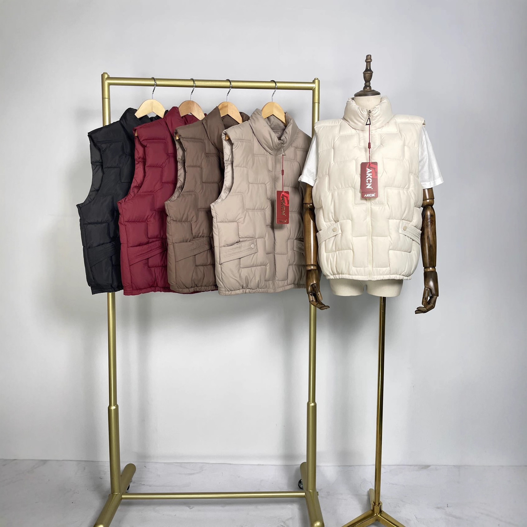 Stylish And Lightweight Design Sense Silk Line Thermal Vest