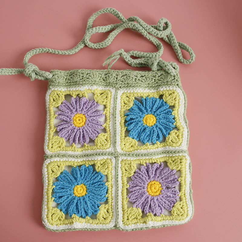 Green Daisy Hollow Phone Bag