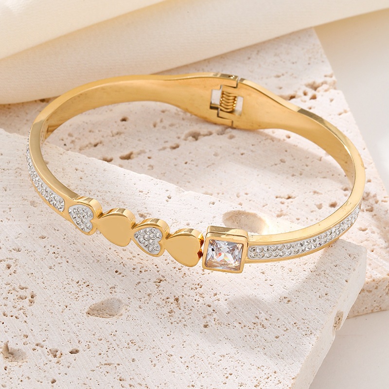 https://cf.cjdropshipping.com/quick/product/ea3a59ee-76e5-48f3-b783-ce443efeef42.jpg