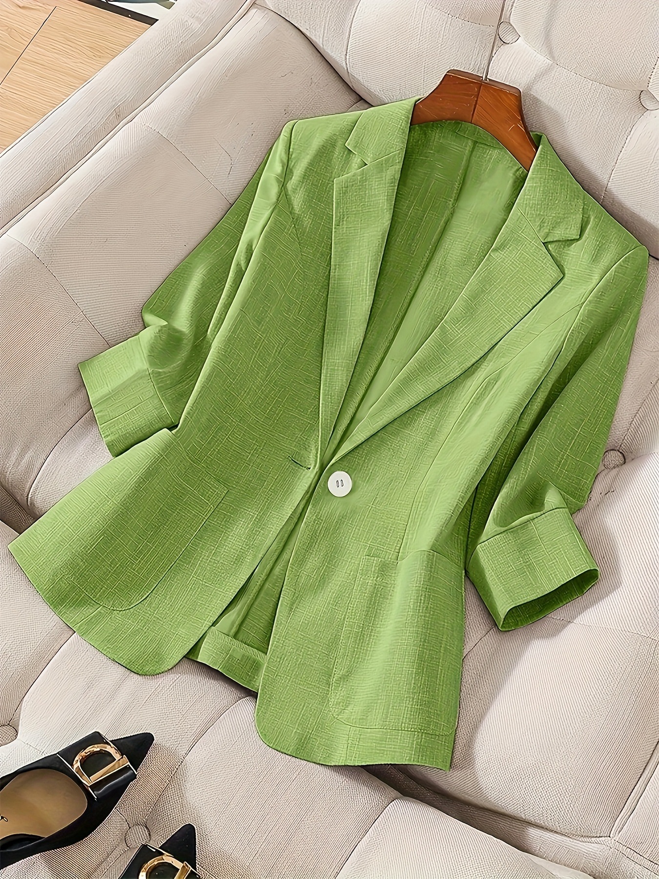 https://cf.cjdropshipping.com/quick/product/ea48aee8-c3b9-4a8d-bf4f-4f49ead36bbd.jpg