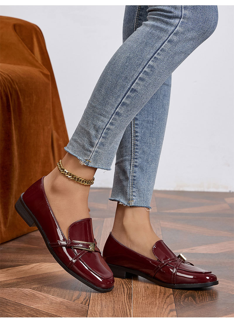 https://fitiquefit.com/products/women-s-patent-leather-square-toe-shoes?utm_source=copyToPasteBoard&utm_medium=product-links&utm_content=web