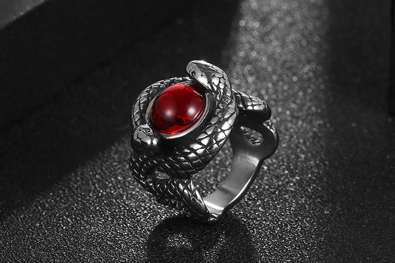 Title 8, Anillo vintage para hombre con doble serpiente