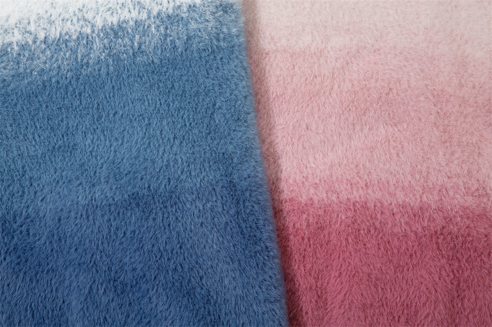 Gradient Color Round-neck With Fleece Lining Sweater Men