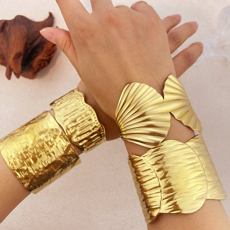 Open-ended Irregular Polished Womens Bracelet
