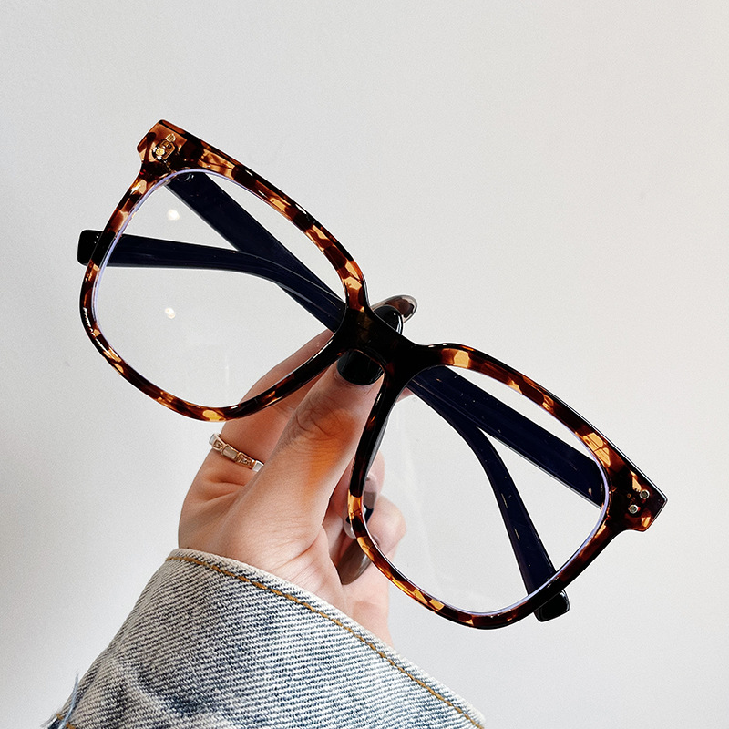 Large Frame Anti Blue-ray Glasses Personality Rivets - Image 8