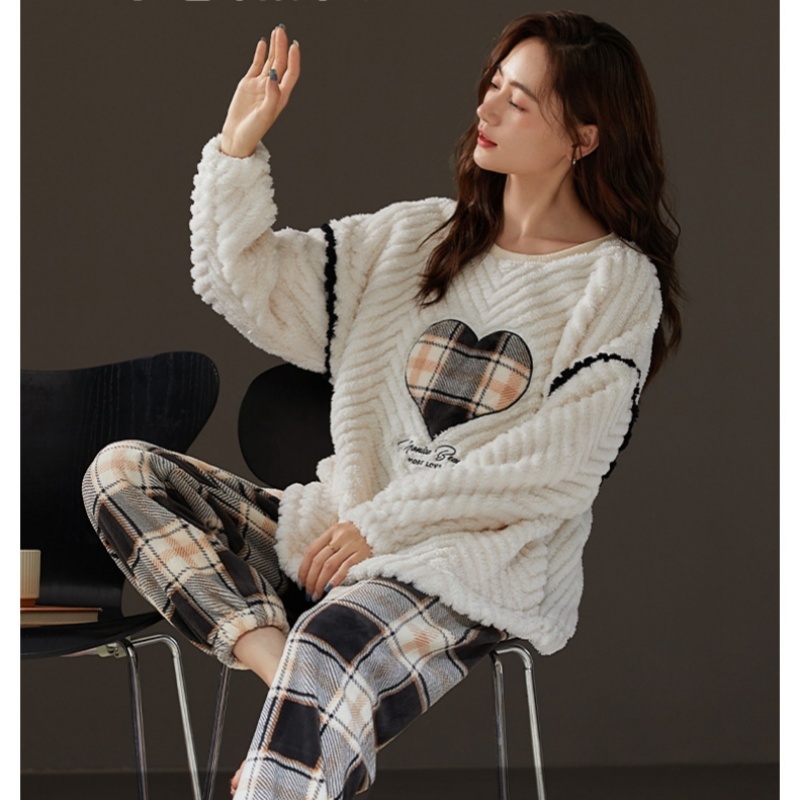 Couple Coral Fleece Thermal Pajamas Women's Long Sleeve Suit - Image 2