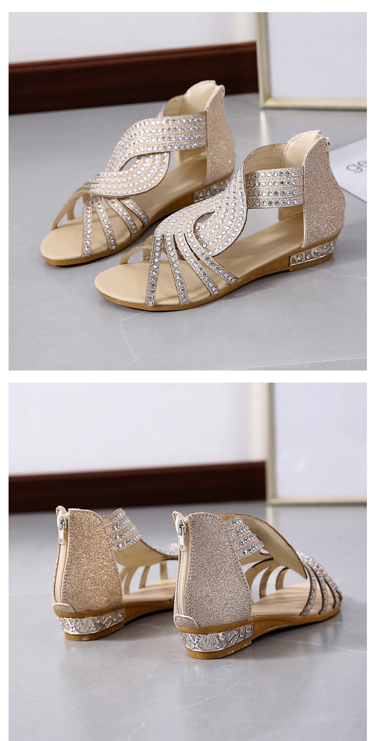 Title 2, Romeinse Sandalen met Strass, Kleine Sleehak en...