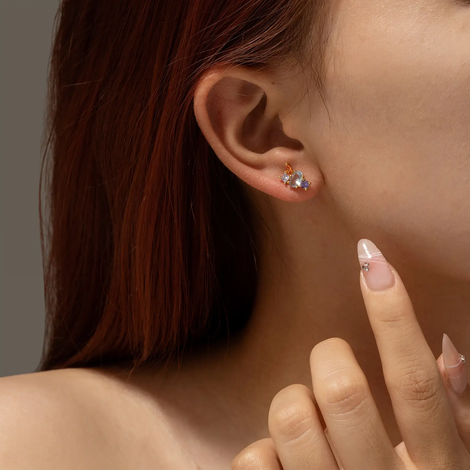 Women's Simple Color Zircon Stud Earrings