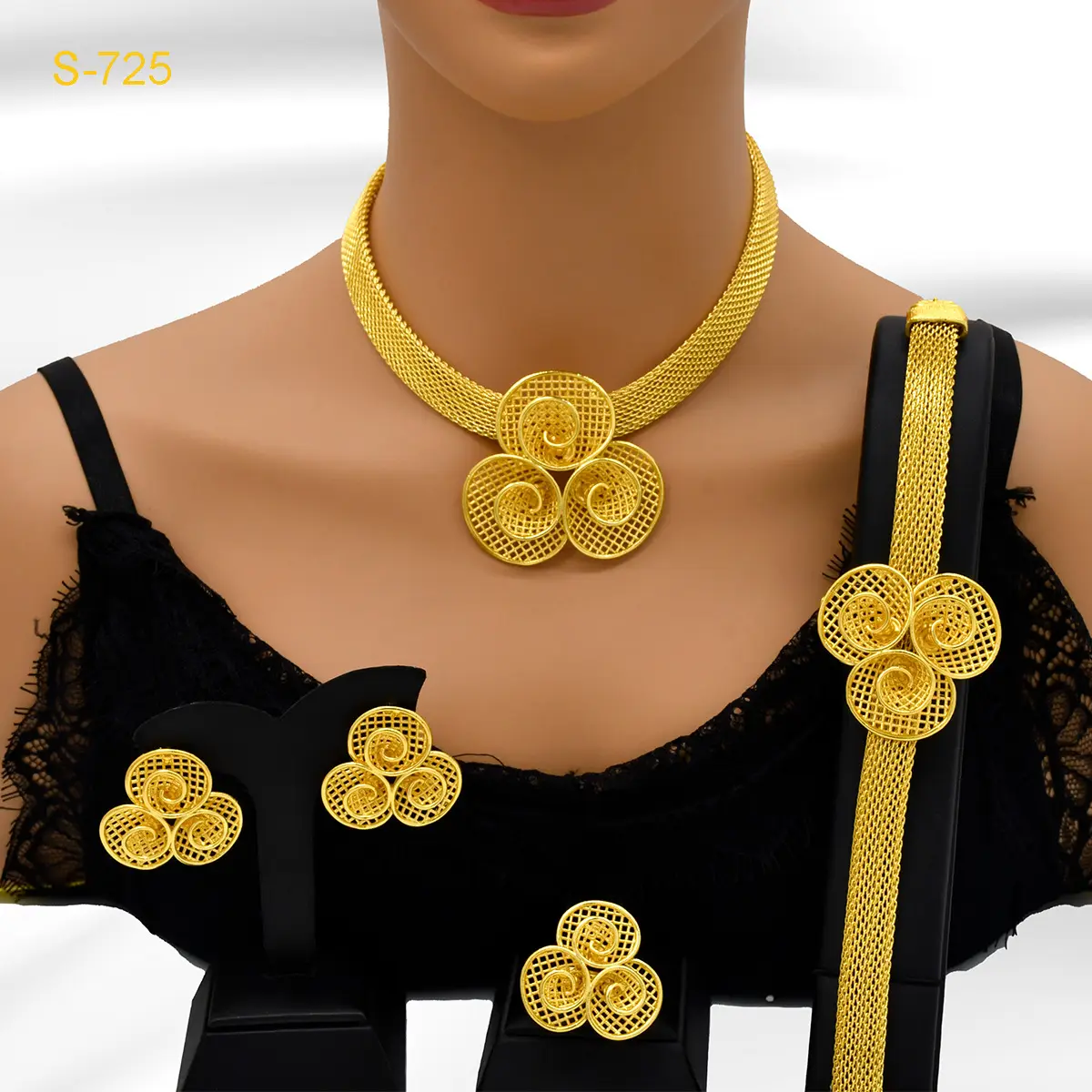 European And American Fashion Necklace Earring Bracelet