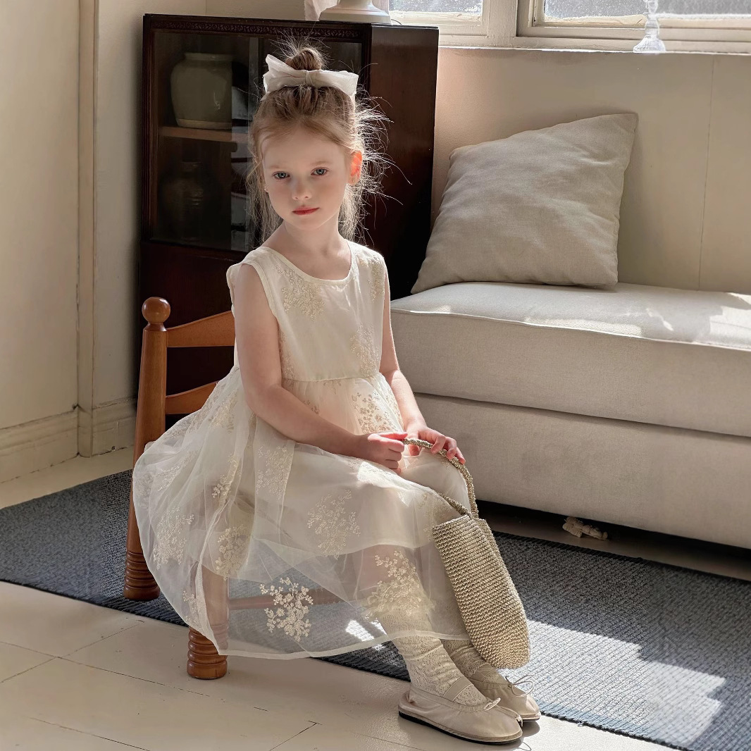 Girls Heavy Industry Spun Yarn Embroidered Princess Sleeveless Tutu Skirt