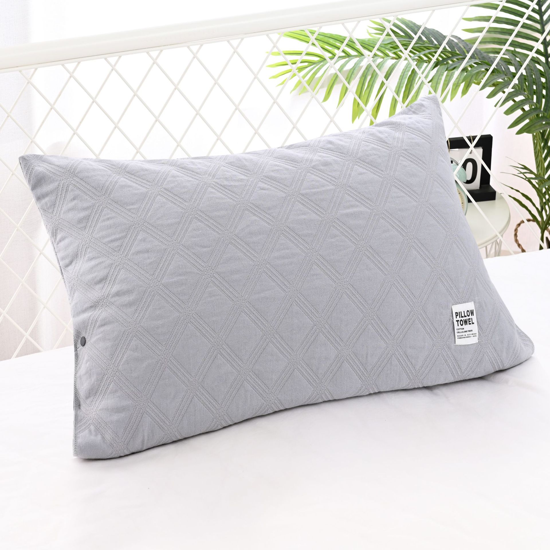 Jacquard Nordic Style Pair Of Bed Sheets And Pillowcases