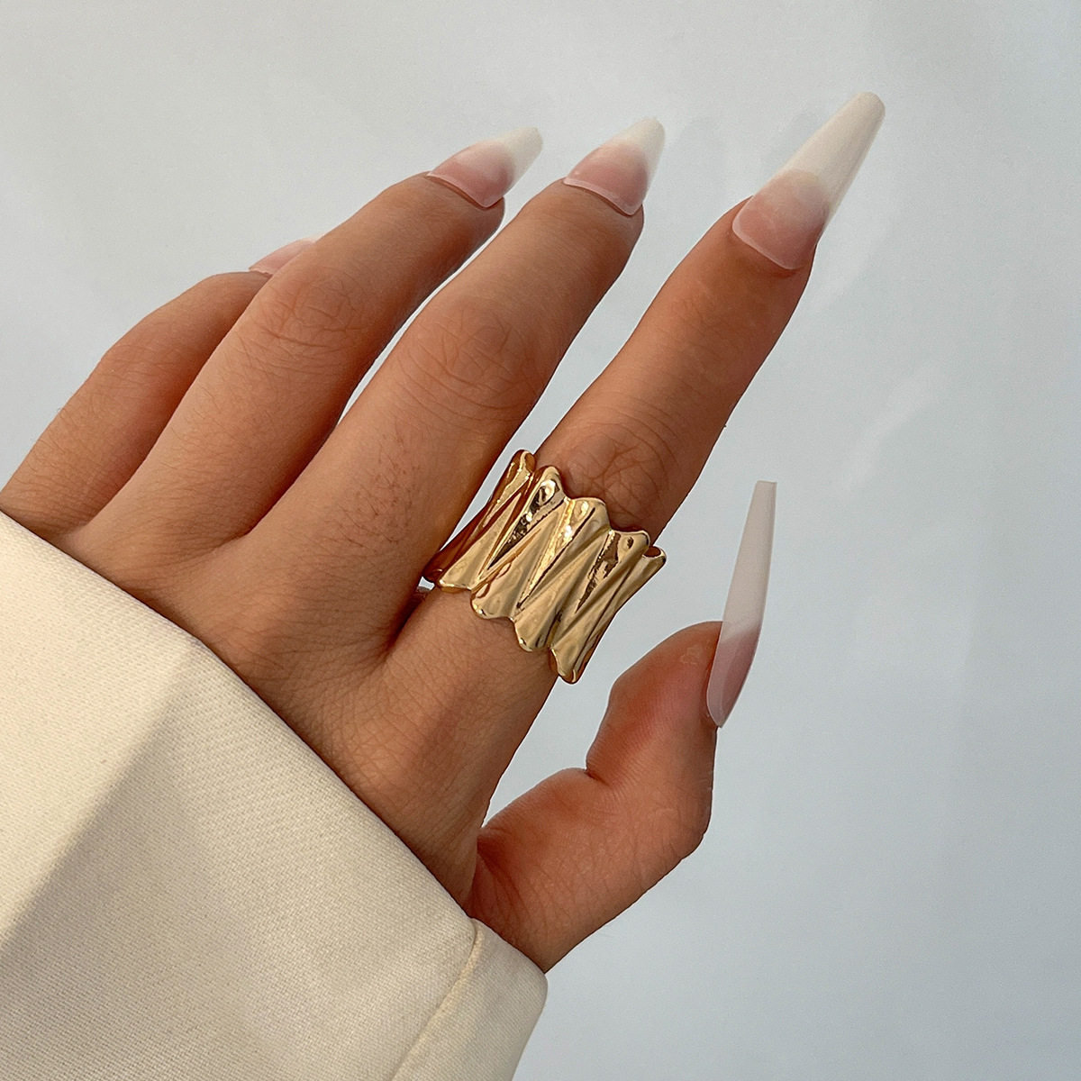 Ornament Hip Hop Style Irregular Glossy Twisted Ring