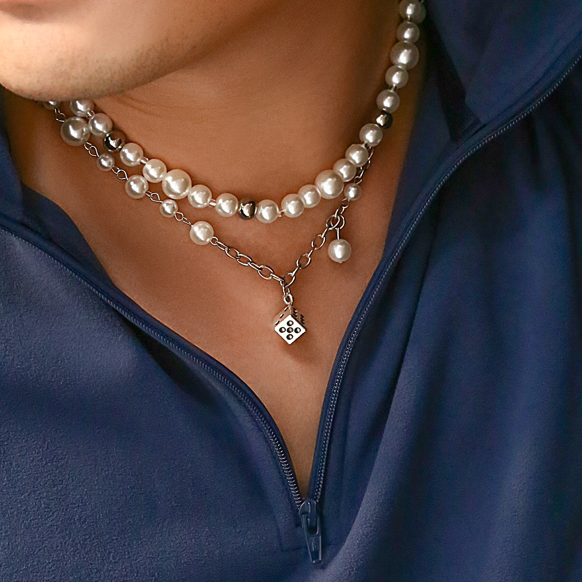 سلسلة مفصلية رجالية بألماسة ورقعة خرز مستوحاة من الهيب هوب الأوروبي