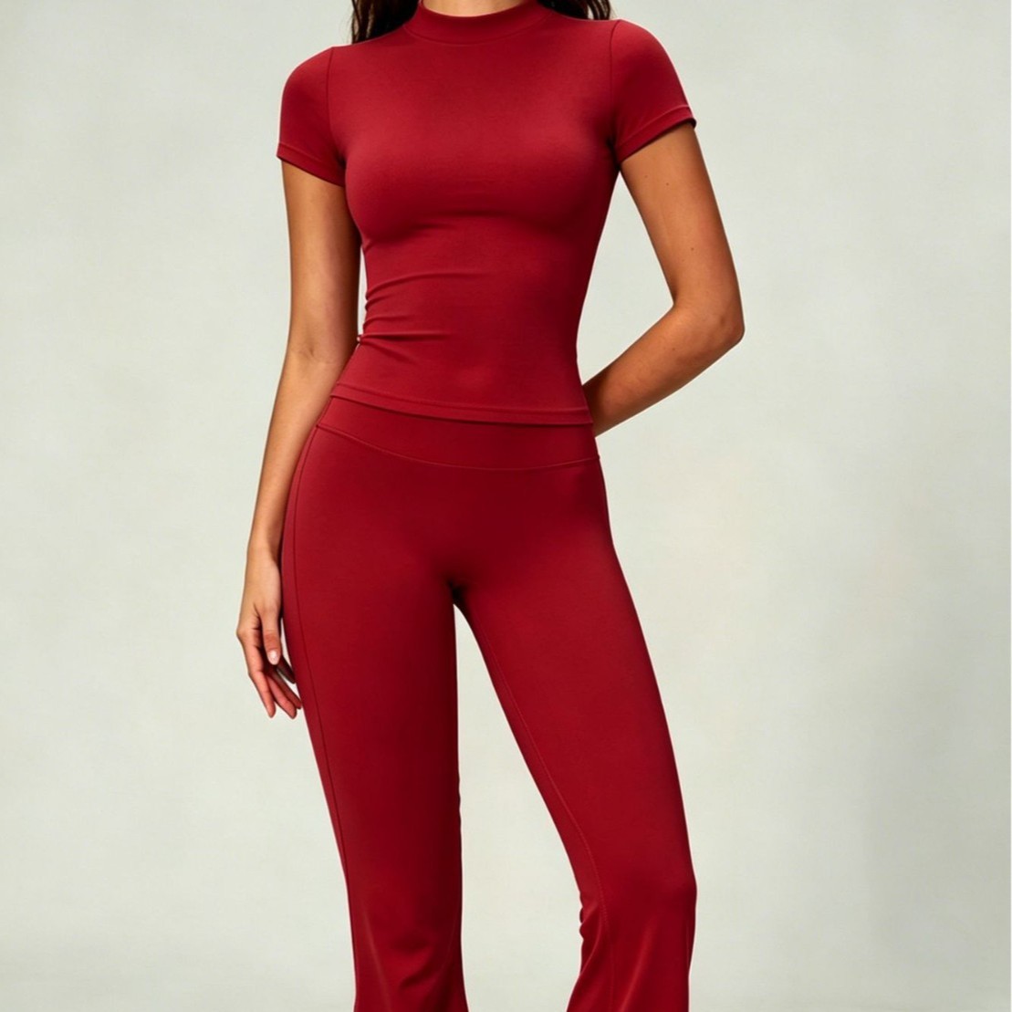 Women's Yoga Fitness Set Short Sleeve Top With Flared Pants — 1