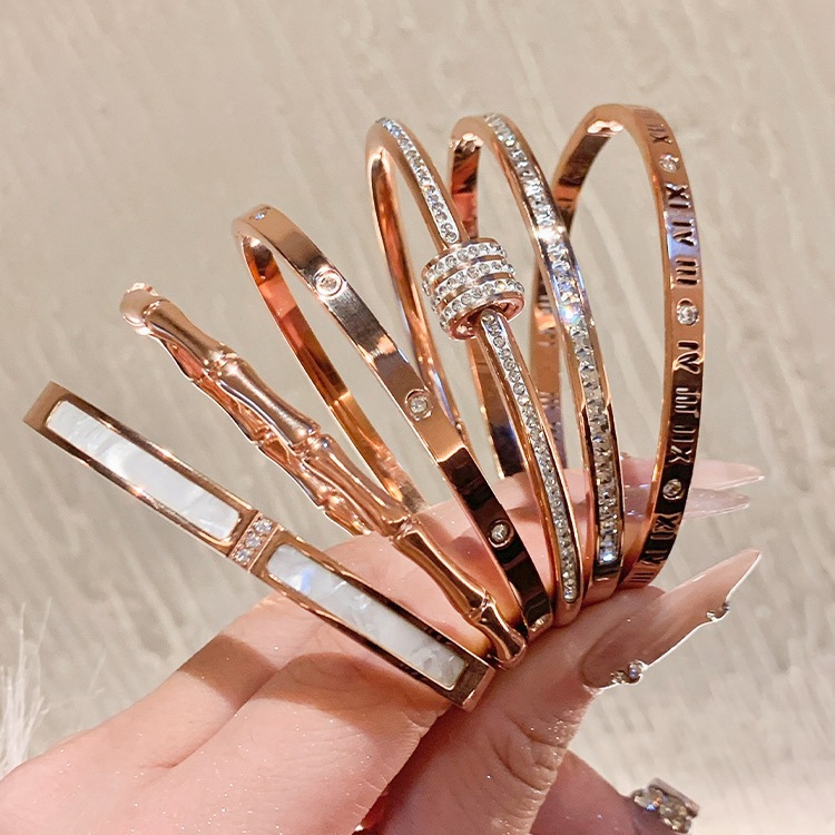 https://cf.cjdropshipping.com/quick/product/eb4e473f-aeb3-4f7d-99b0-ee4baf3bd0ff.jpg
