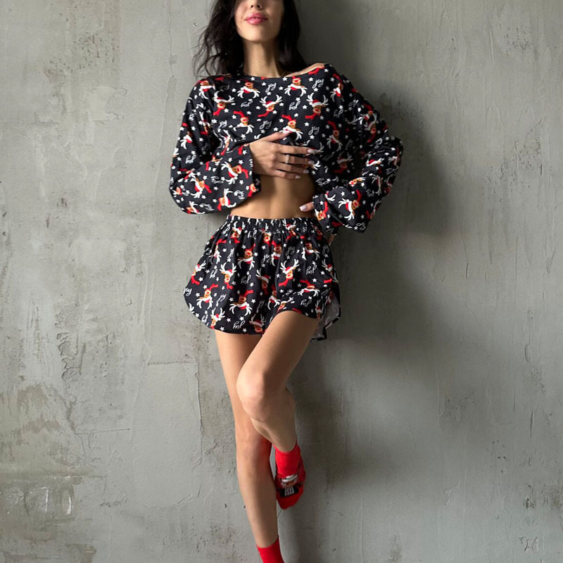 Christmas Reindeer Print Long Sleeved Top And Shorts Two-piece Set