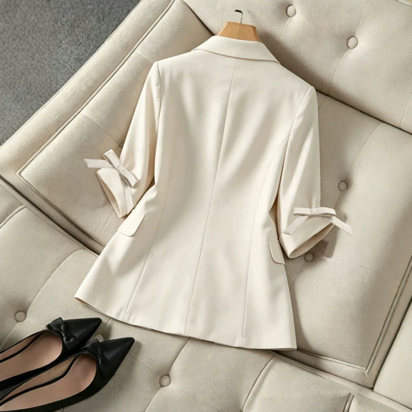 https://cf.cjdropshipping.com/quick/product/eb777b4c-3511-4e25-9eda-ff90be42a1ea.jpg