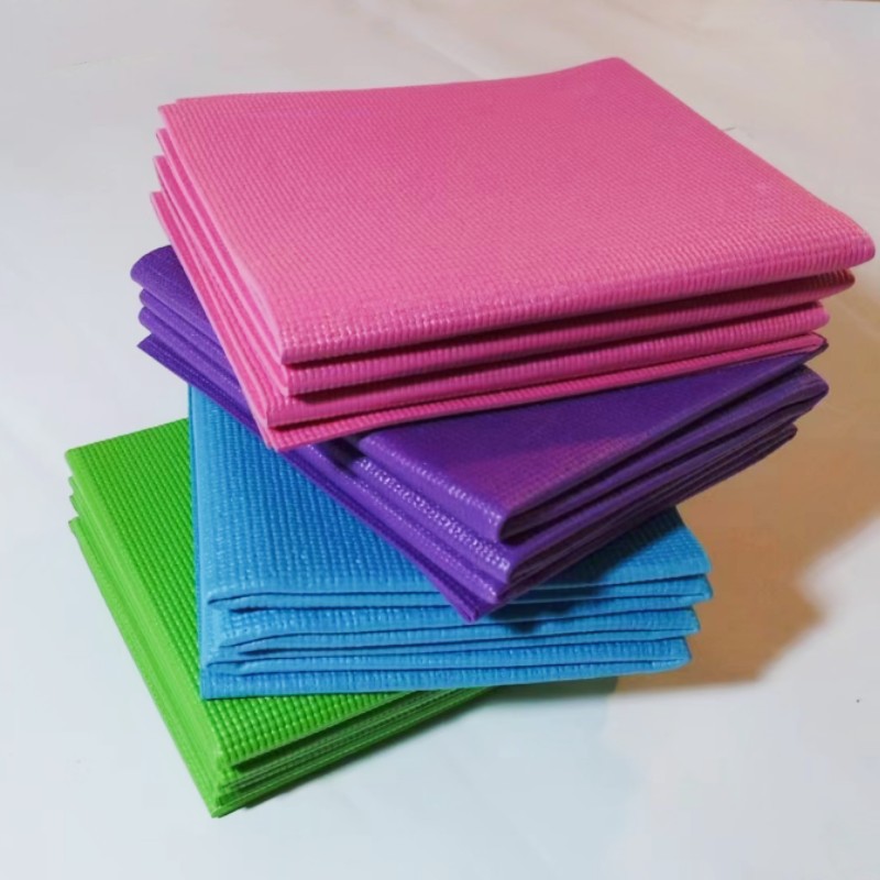 PVC Folding Yoga Mat For Sports And Fitness 3