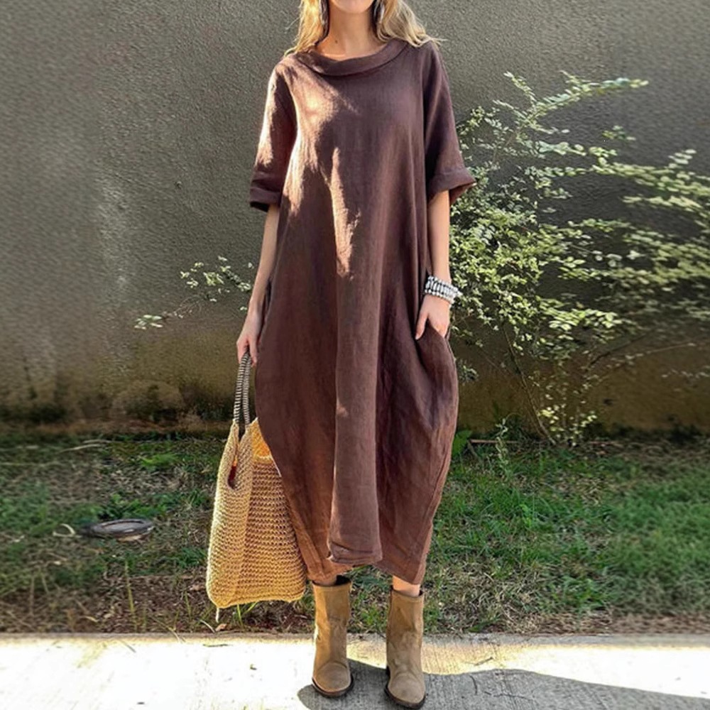 Casual Loose-fitting Round-neck Mid-sleeve Maxi Dress With A Flared Hem