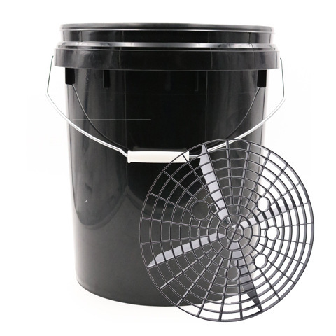 Black Bucket With Filter