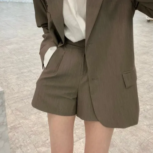Spring New Loose Small Suit Coat Women's High Waist A Line Wide Leg Suit Shorts Coffee Color Shorts - Shop at LoveMi