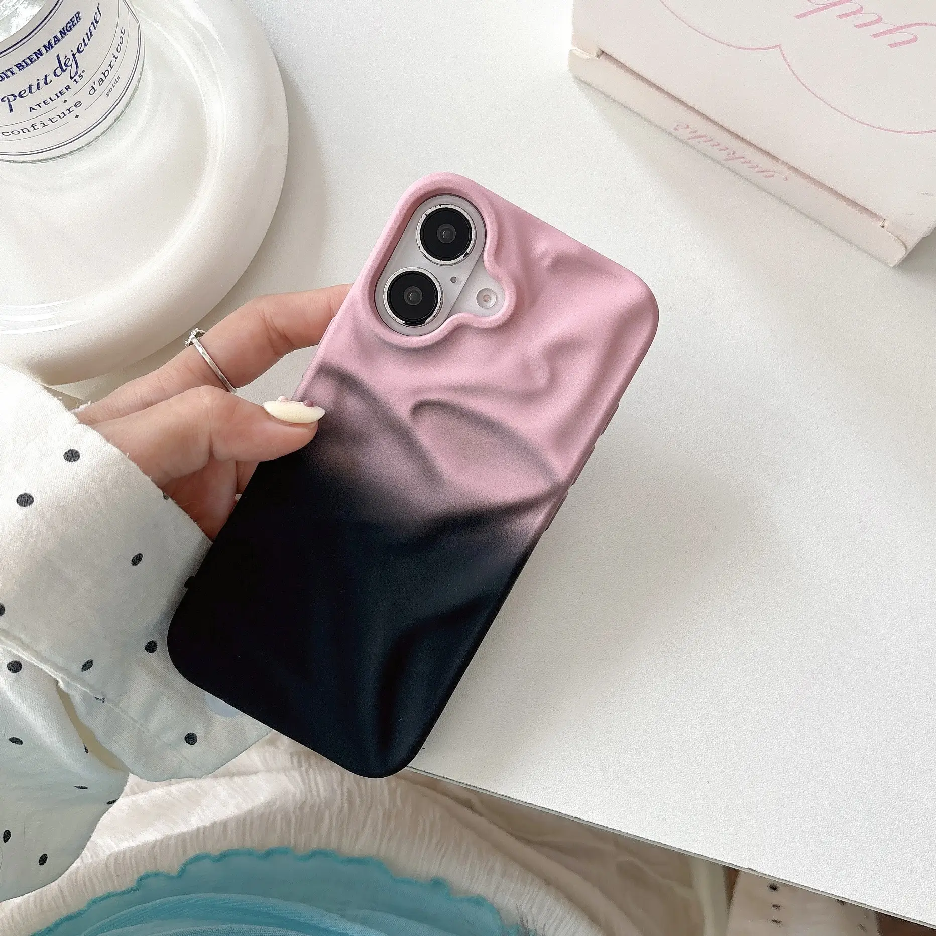 Gradient Wave Pattern Phone Case Niche Advanced Sense