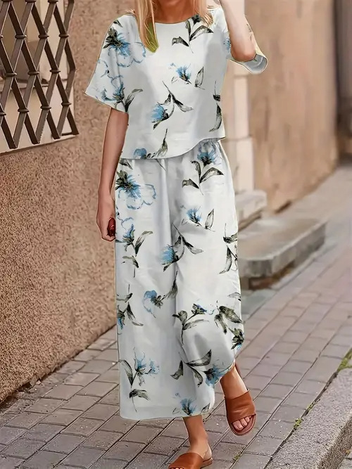 Casual Fashionable Loose-fitting Short-sleeve Crew-neck T-shirt And Pants Set