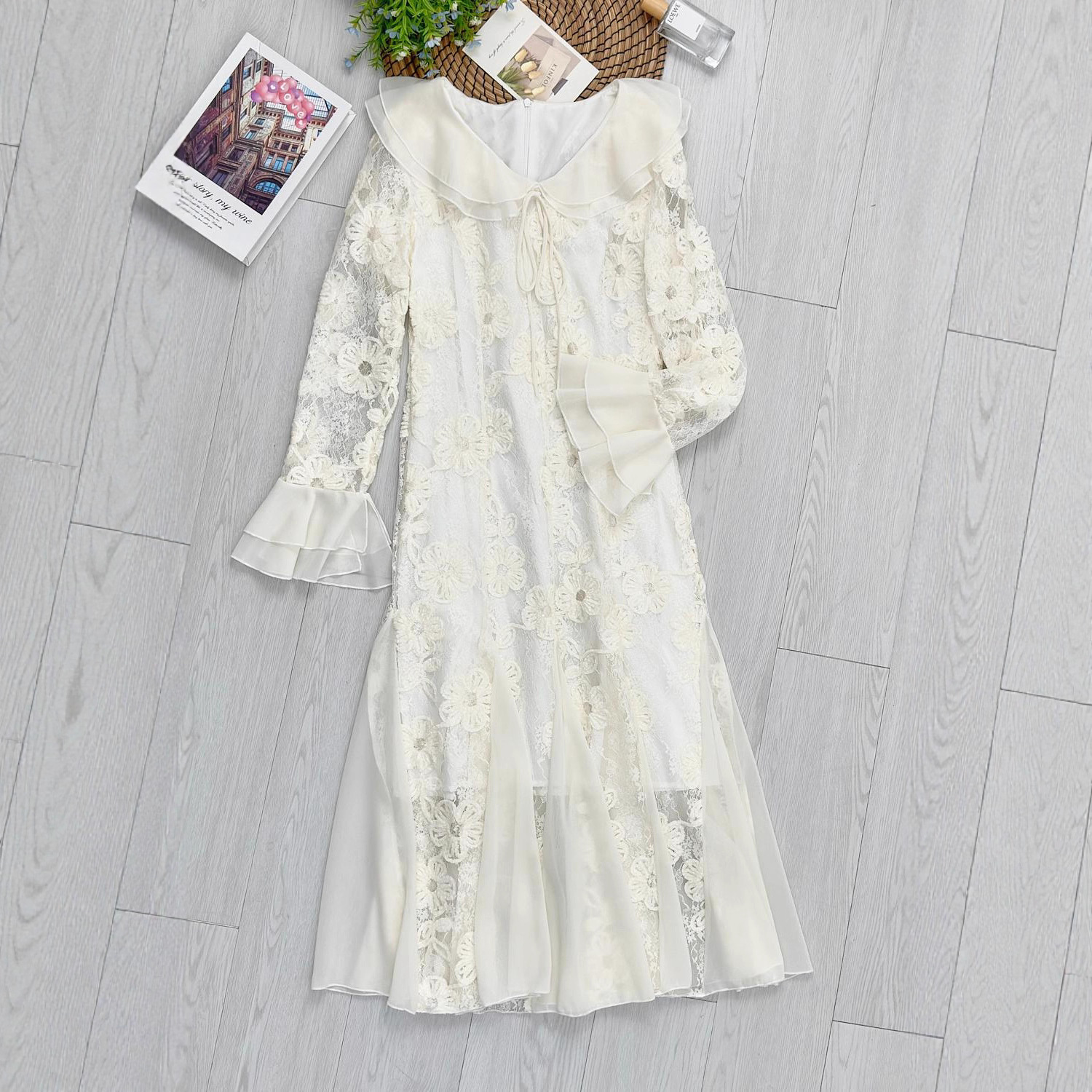 Elegant Lace Ruffled-edge Dress For Women