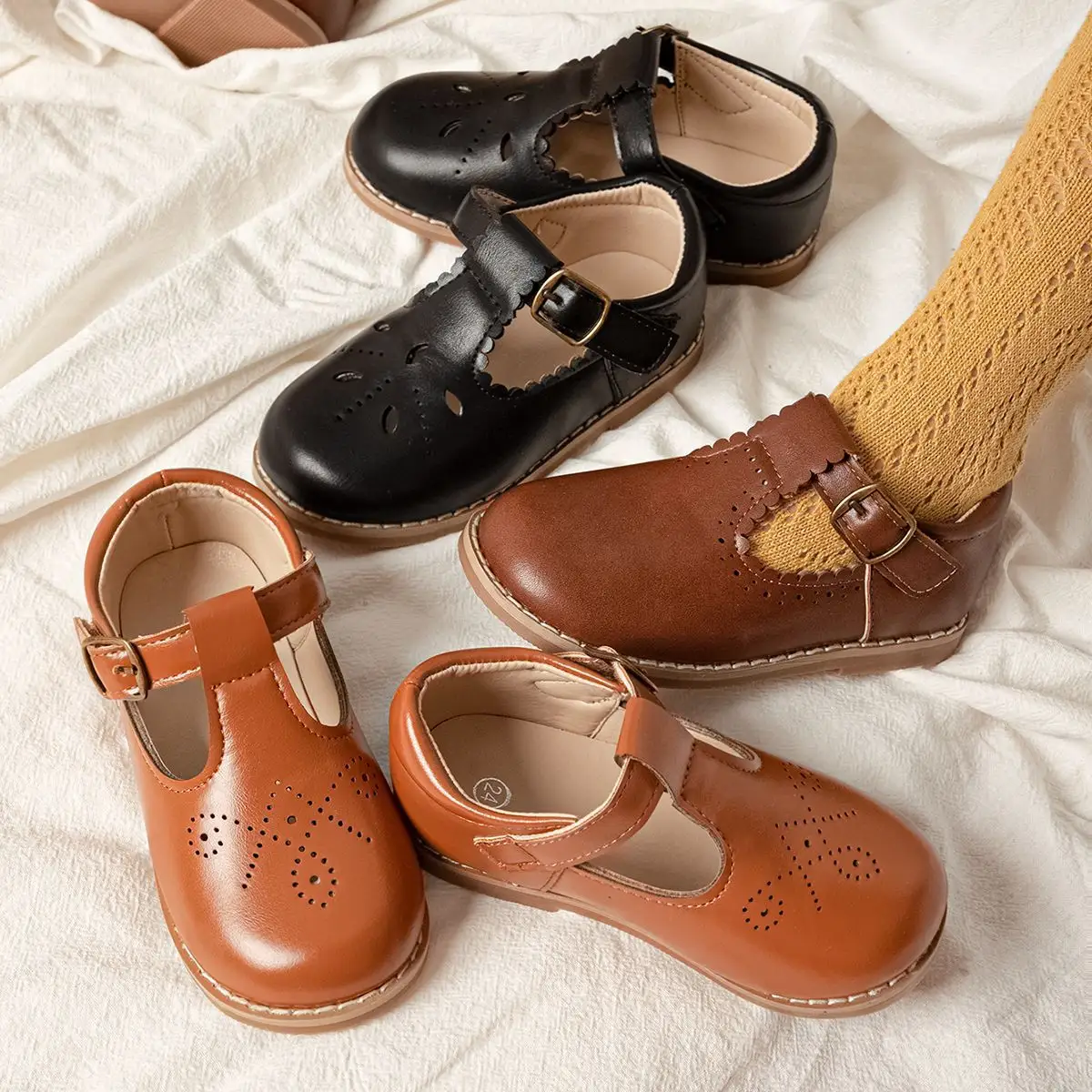 Girls' British Style Leather Shoes Hollow Breathable