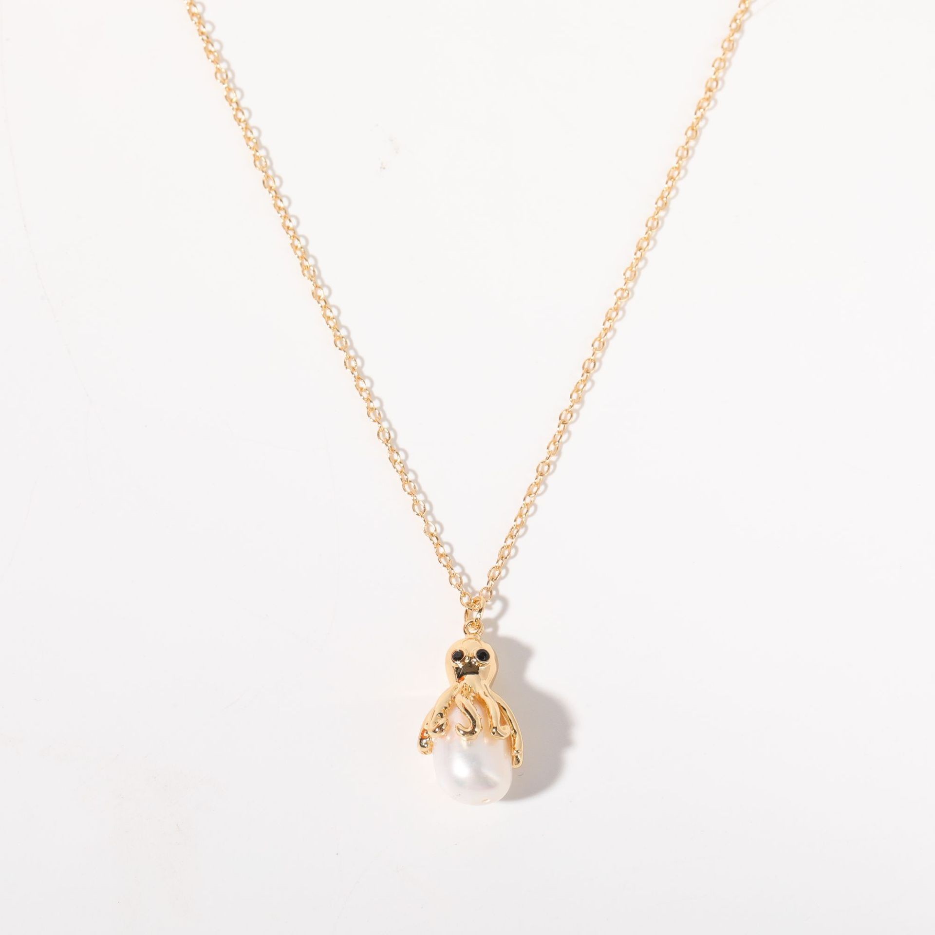 Baroque Little Whale Necklace With Shaped Pearls And Marine Life Designs