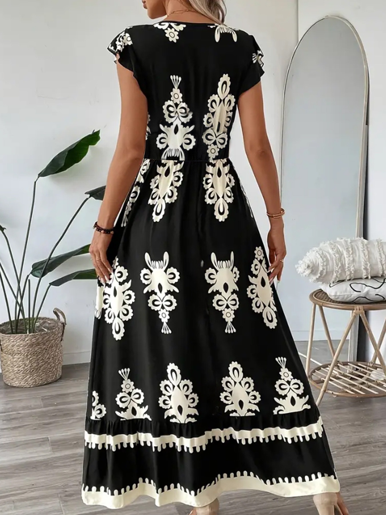 Buy Women's Clothing Online | Buy Trending Dresses for Women Buy Women's Clothing Online | Buy Trending Dresses for Women