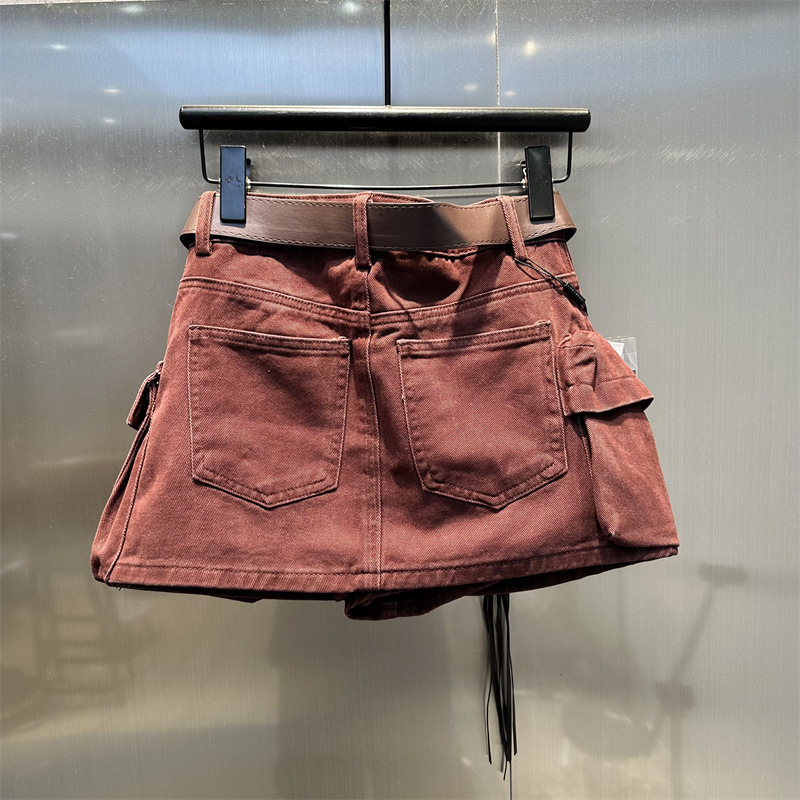 Youth-Boosting Cotton Denim Skirt for Elegant Commuter Wear Youth-Boosting Cotton Denim Skirt for Elegant Commuter Wear