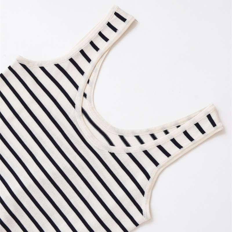 Women's Fashionable All-match Striped Knitted Top
