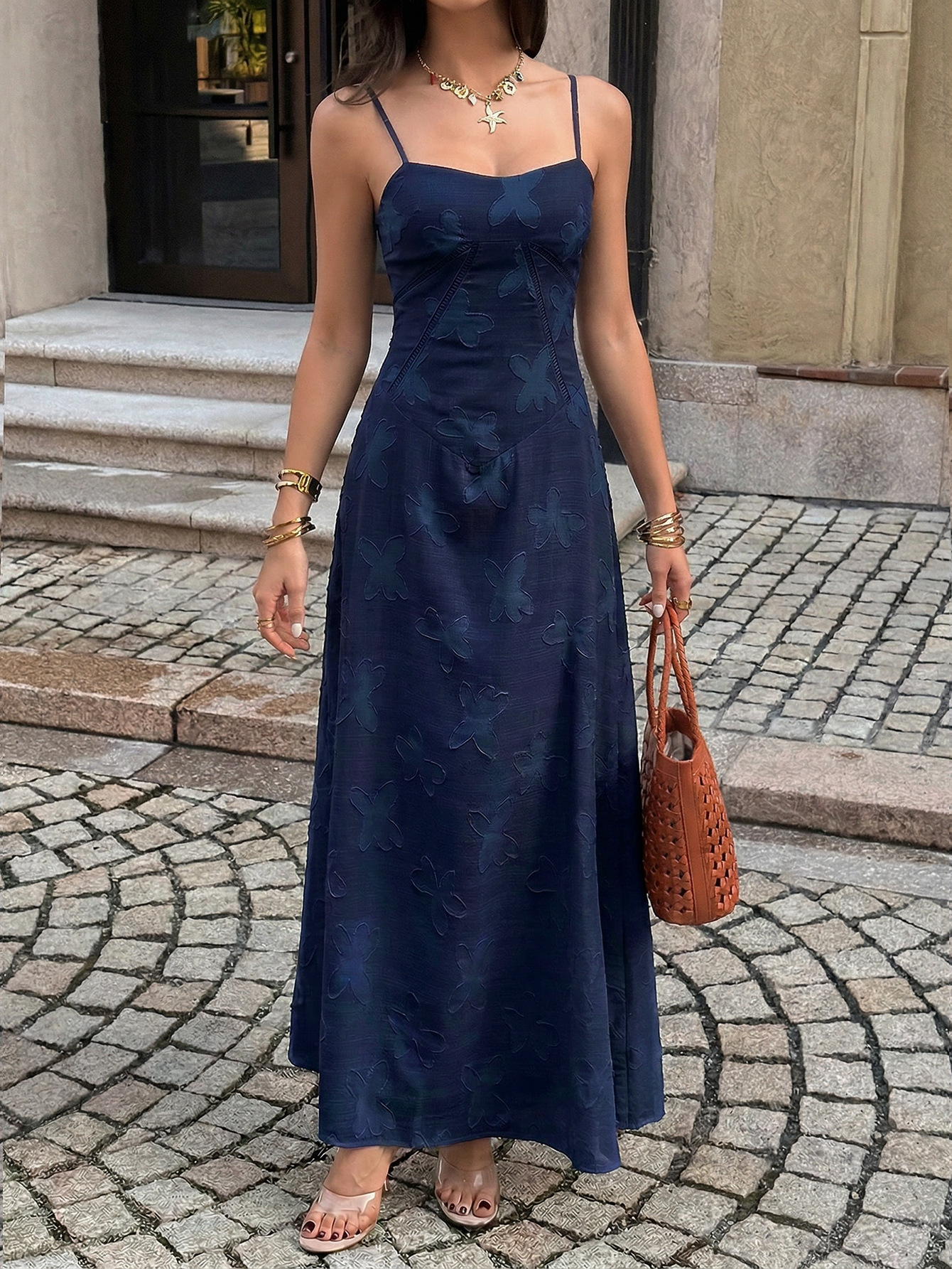 Buy Women's Clothing Online | Buy Trending Dresses for Women