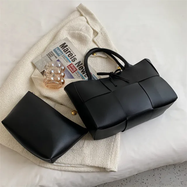 Design Large Capacity Shoulder Bag Women's Fashion Weaving Black - Shop at LoveMi