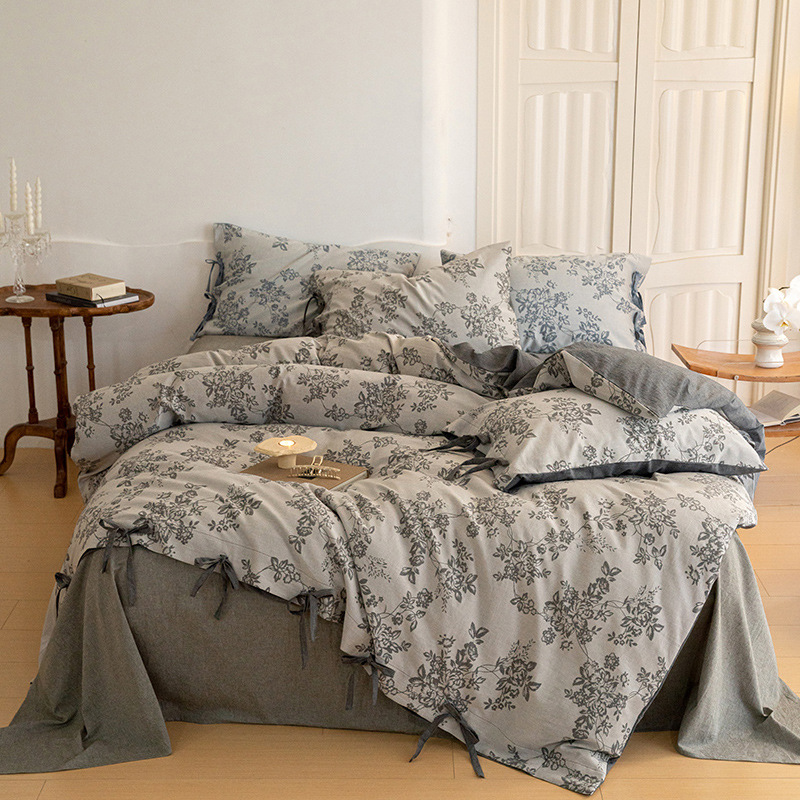 Jacquard Cotton Four-Piece Bedding Set, picture 8 of 8
