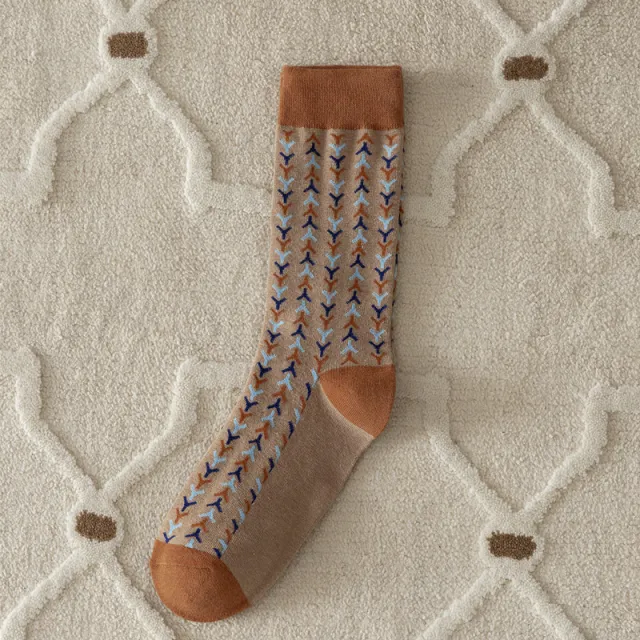 Autumn And Winter New Combed Cotton Thickened Japanese Retro Style Middle Tube Cotton Socks Screw Type Light Coffee - Shop at LoveMi