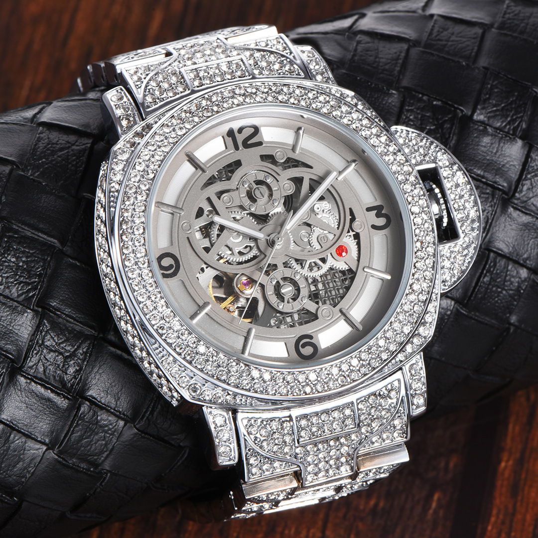 Title 11, Reloj mecánico para hombre con diamantes comple...