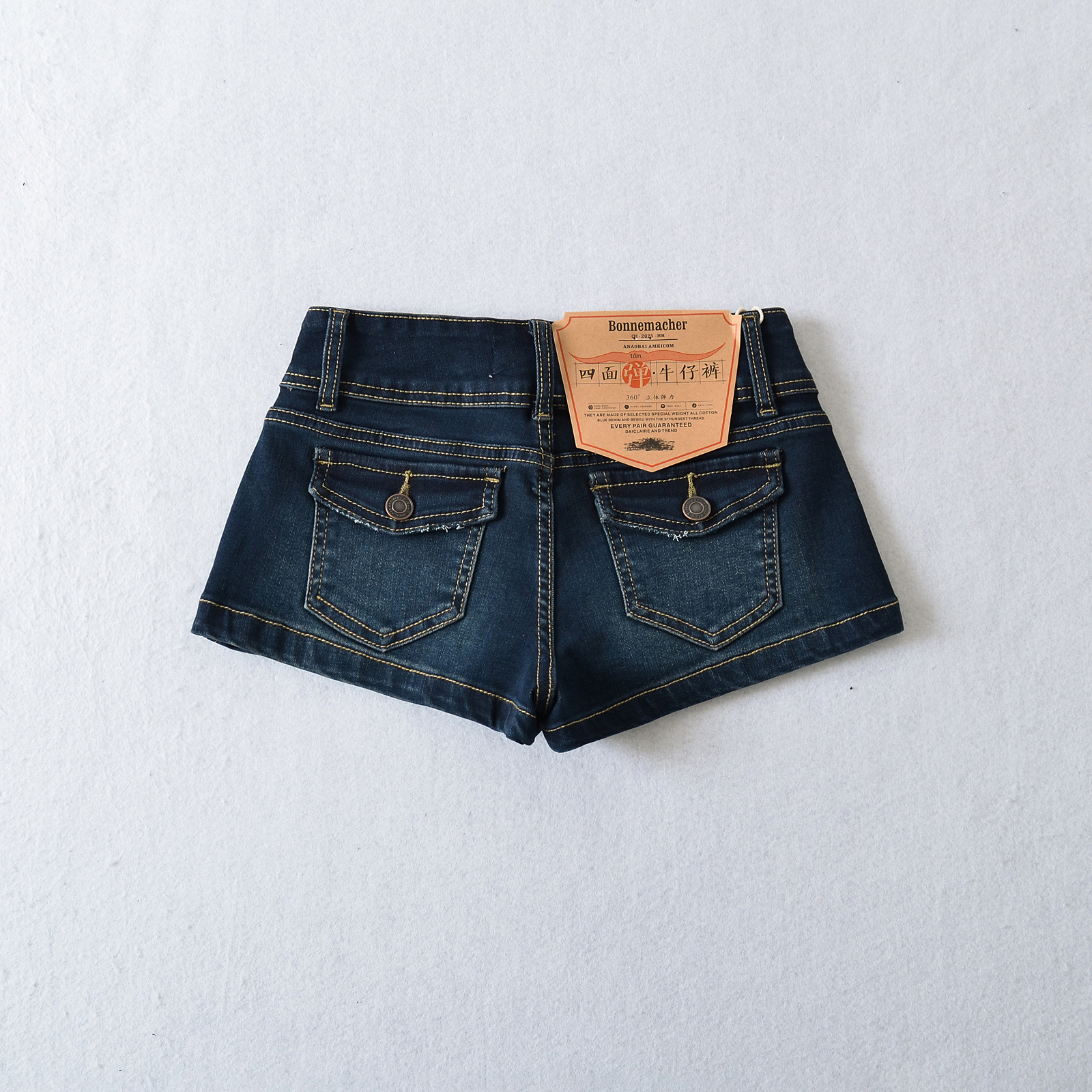 https://cf.cjdropshipping.com/quick/product/eea83b9c-8fa6-4787-8704-3989b5202648.jpg